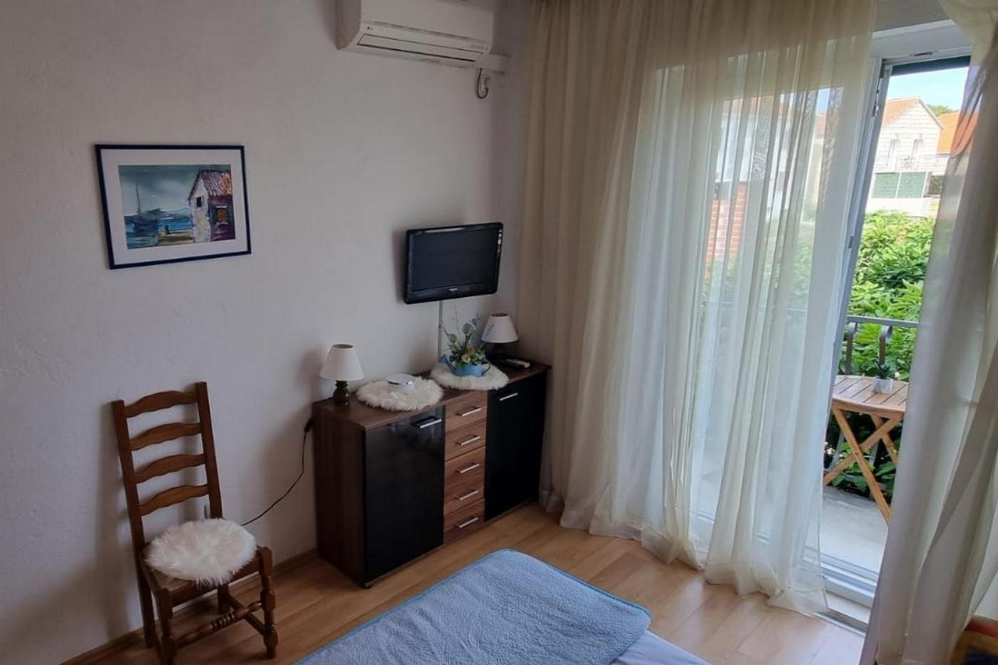 Apartments And Rooms With Parking Space Supetar, Brac - 5658 客房 照片