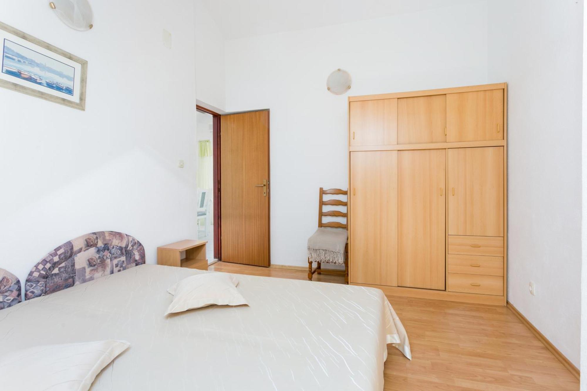 Apartments And Rooms With Parking Space Supetar, Brac - 5658 客房 照片