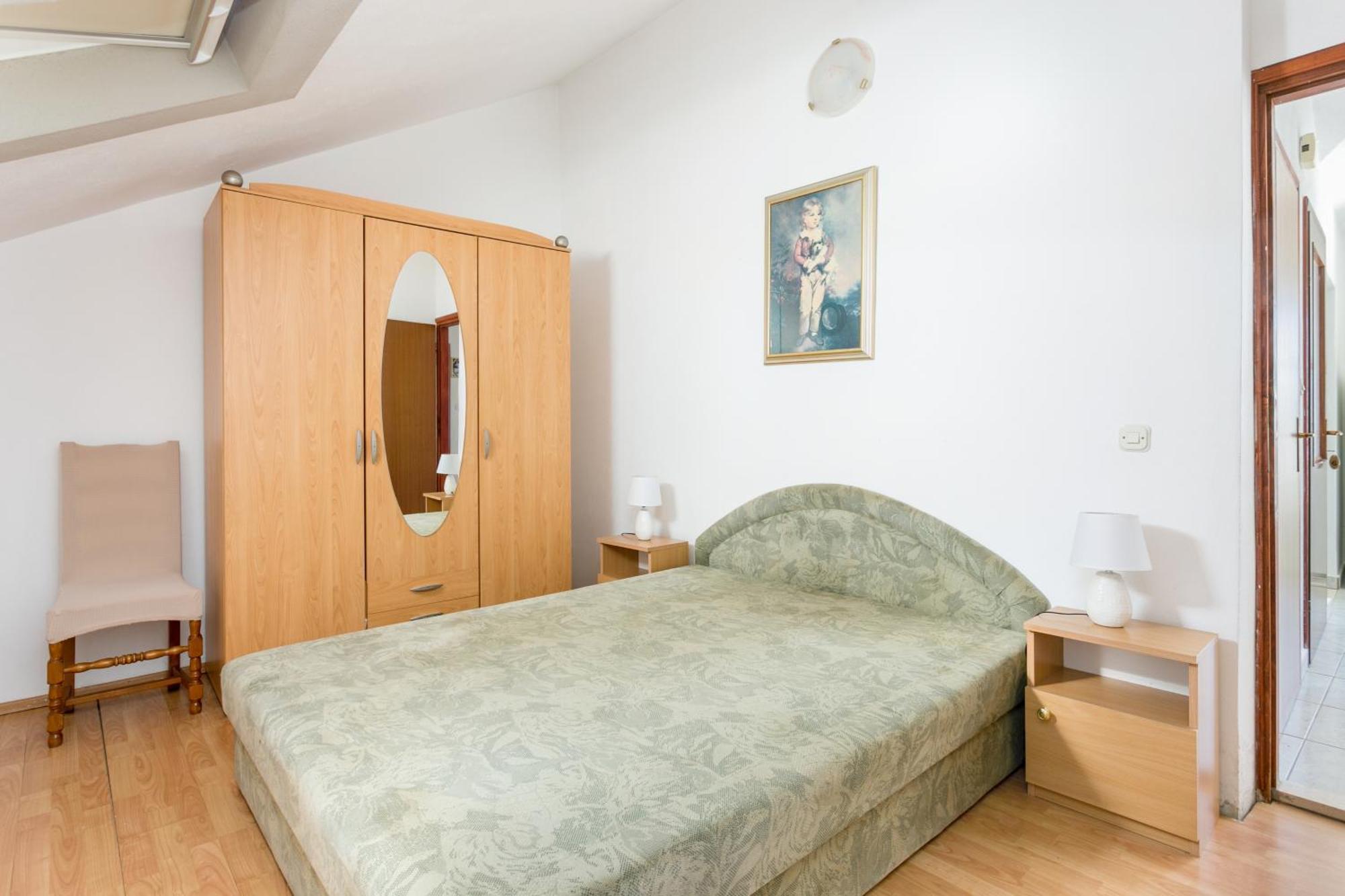 Apartments And Rooms With Parking Space Supetar, Brac - 5658 客房 照片